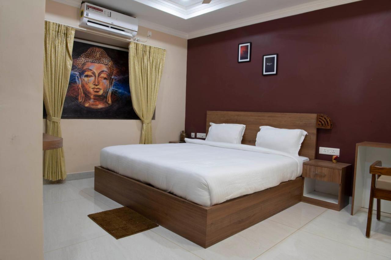 Airavat Hotell Bhubaneswar Eksteriør bilde